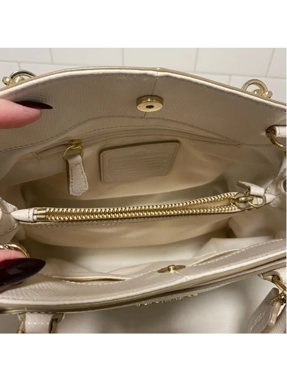 Coach - F34663 COACH LEATHER MINETTA CROSSBODY - IN CREAM